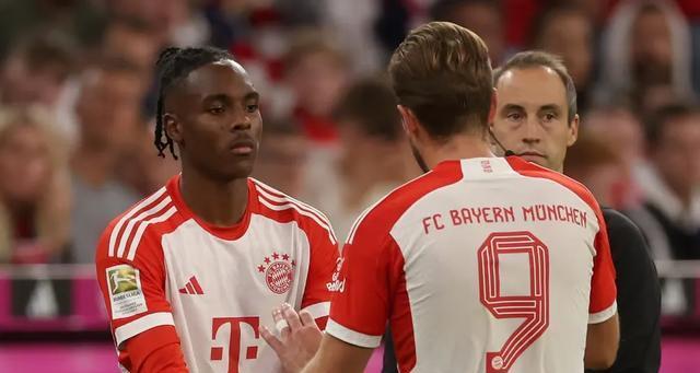 赛中, 功课 赛中, 功课