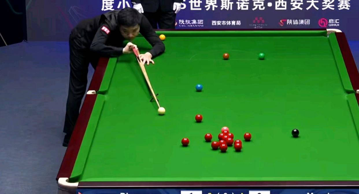 显高于丁俊, 丁俊晖紧追, 被追平 显高于丁俊, 丁俊晖紧追, 被追平