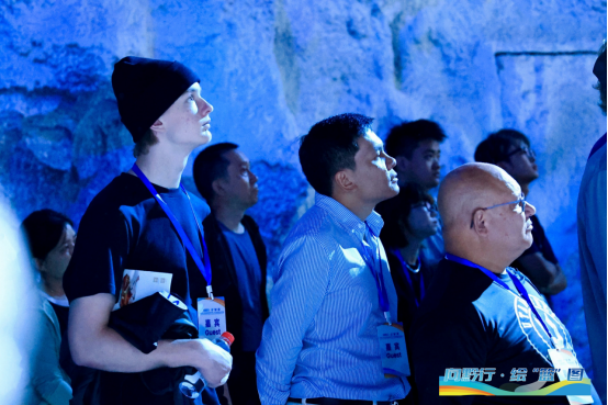 inews, 中美青少年, 次交流的首 inews, 中美青少年, 次交流的首